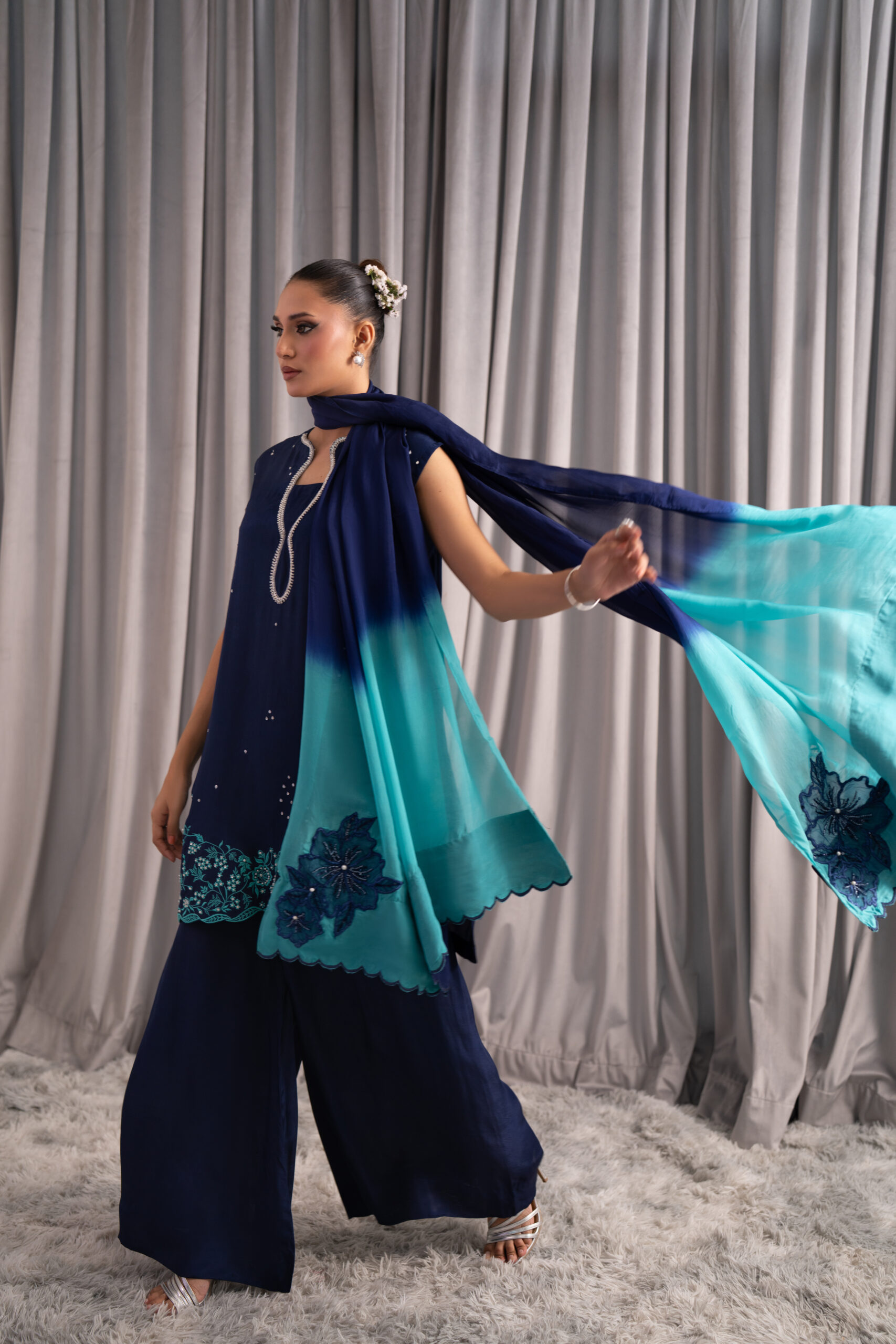 Deep Navy & Aqua - Image 2