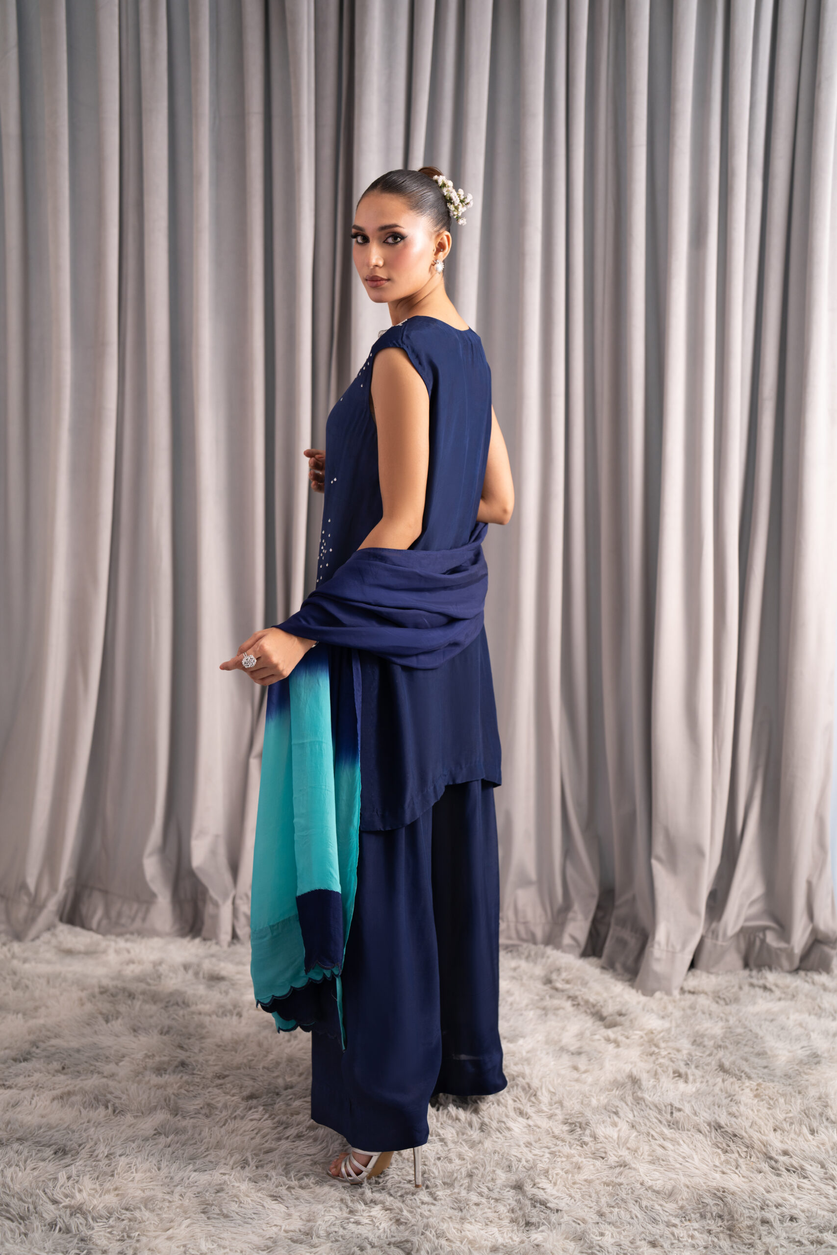 Deep Navy & Aqua - Image 8