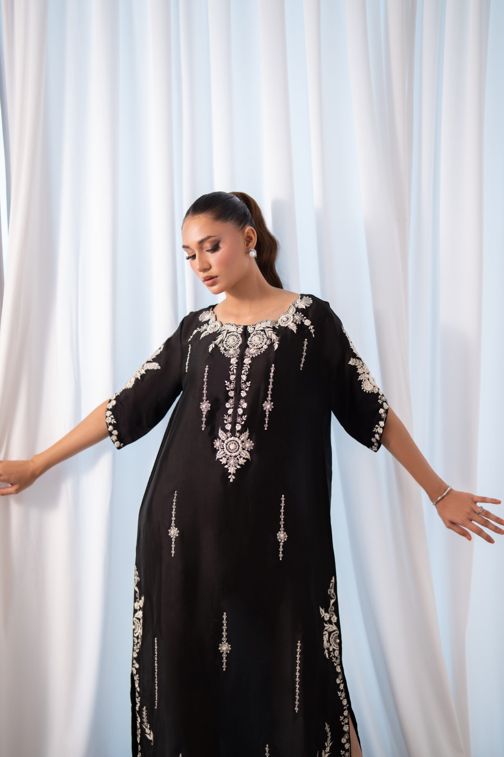 Midnight Kaftaan - Image 7