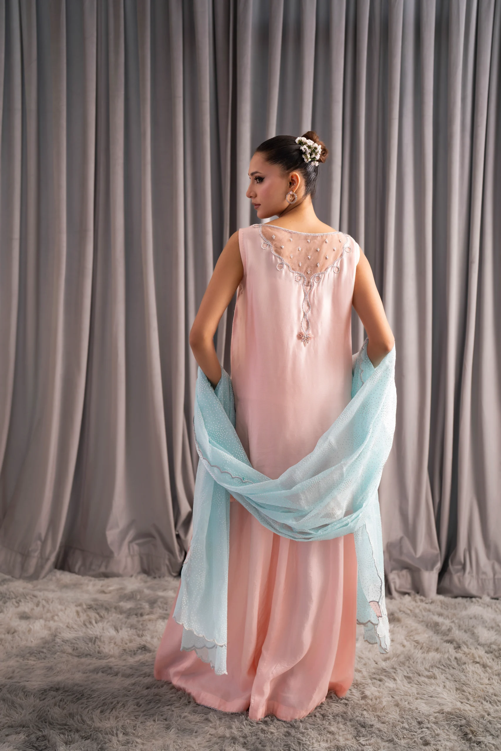 Pink and Aqua Blue - Image 6