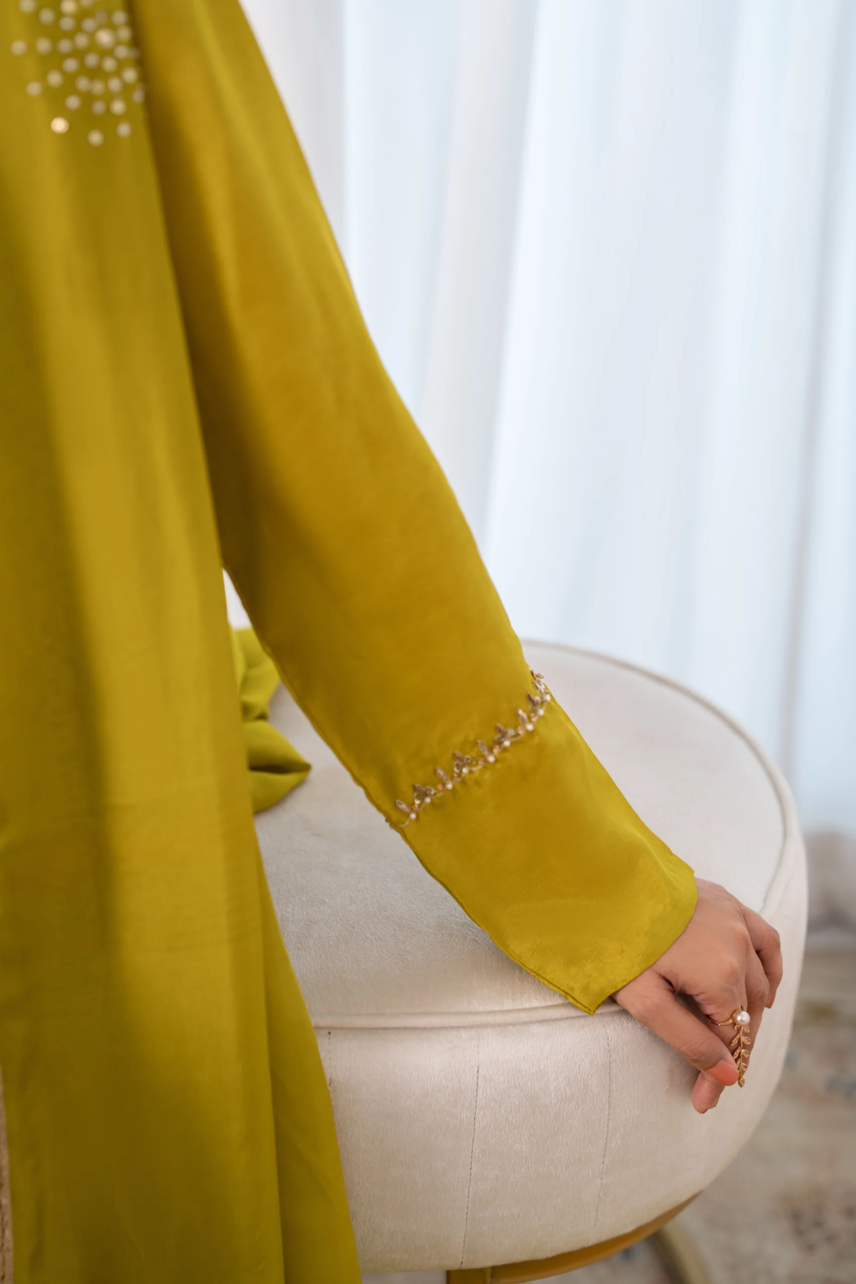 Dhaani Green - Image 4